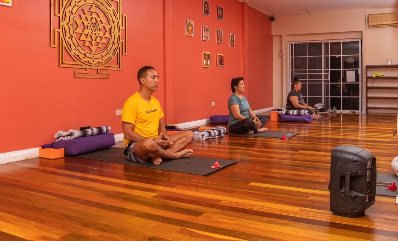 Harbour View Boutique Hotel & Yoga Retreat Belize City Eksteriør billede