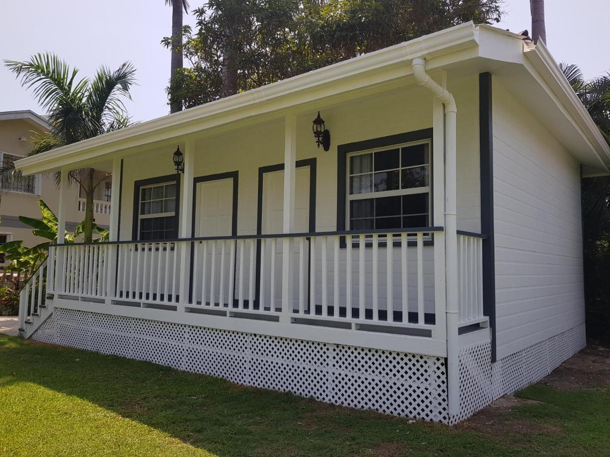 Harbour View Boutique Hotel & Yoga Retreat Belize City Eksteriør billede