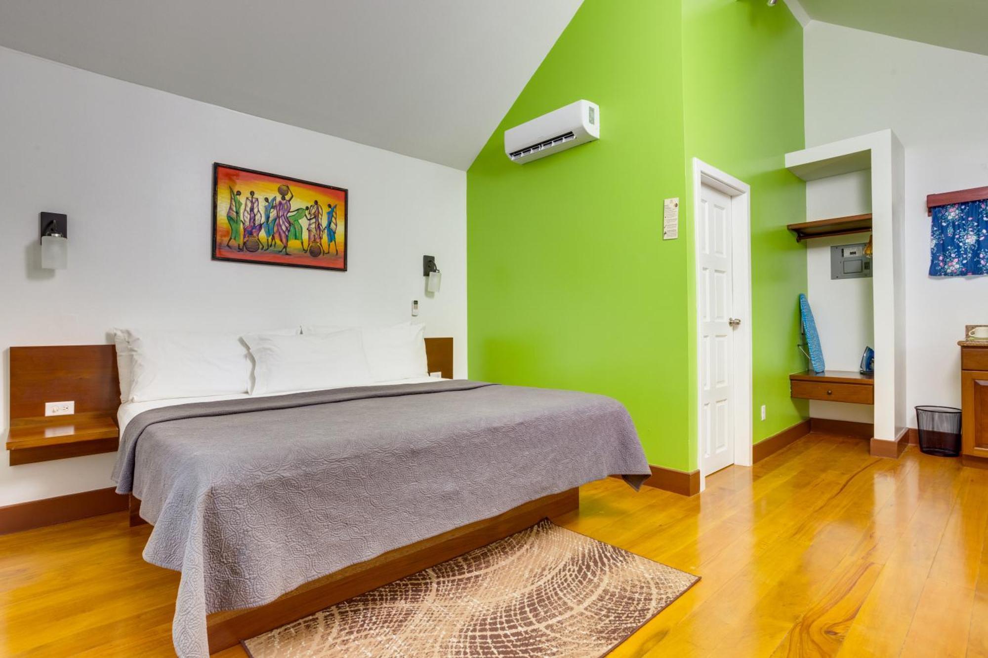 Harbour View Boutique Hotel & Yoga Retreat Belize City Eksteriør billede